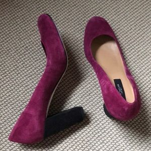 Anne Taylor suede block heels